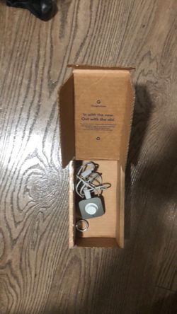 Oura ring 4 smart activity tracker and charger size 11