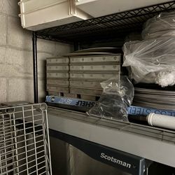 Commercial bread pans