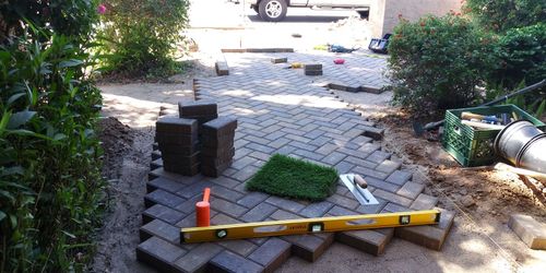 Paver and Turf  BBQ Travertine