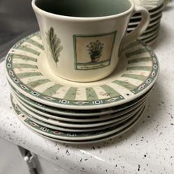 Pfaltzgraff China Naturewood pattern