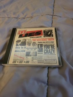Guns N' Roses GN'R Lies CD broken case