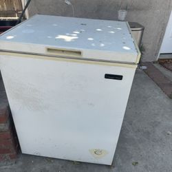 Magic Chef Deep Freezer
