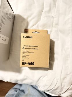 Canon battery pack