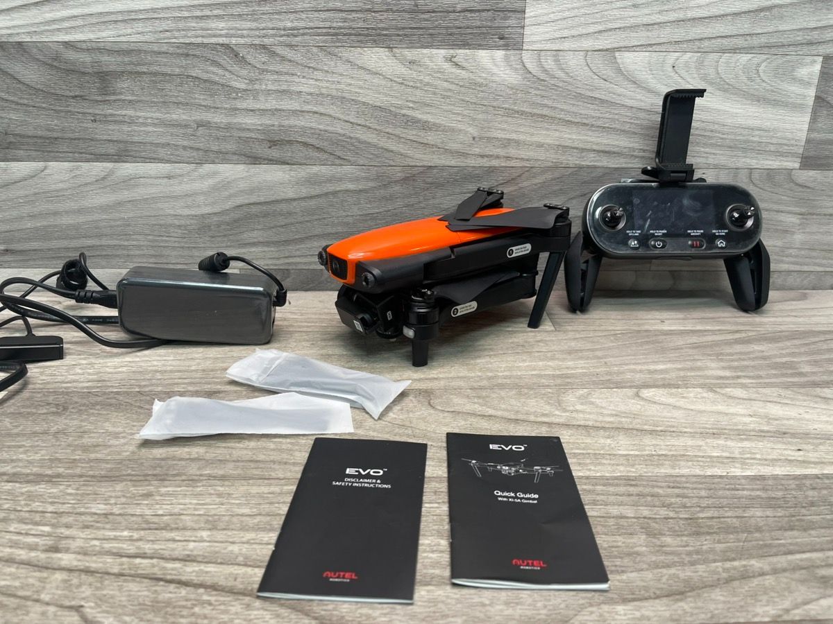 Autel Robotics EVO 4K Foldable Camera Drone โ A1D025512