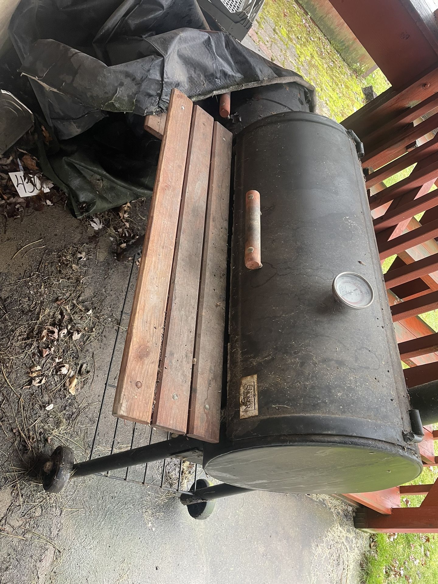 charcoal smoker