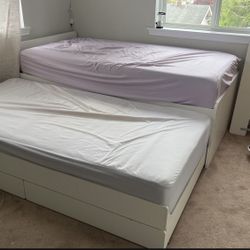 Twin Bed With Trundle 