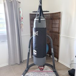 Boxing Stand