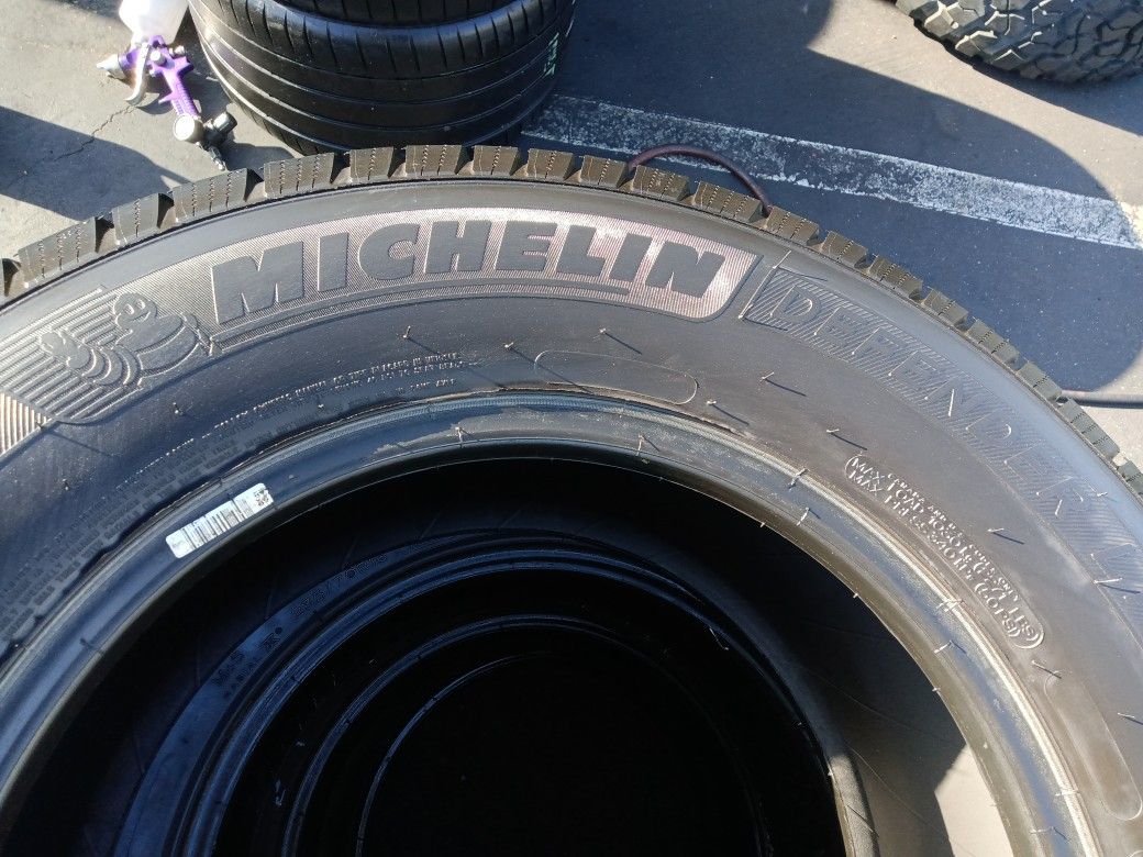 4 Llantas 235 70 R16 Michelin