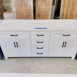 Brand New Beautiful Bathroom Vanity in White “72” double sink, Soft Close Solid Wood, 5 drawers and 4 doors and electrical outlets included
