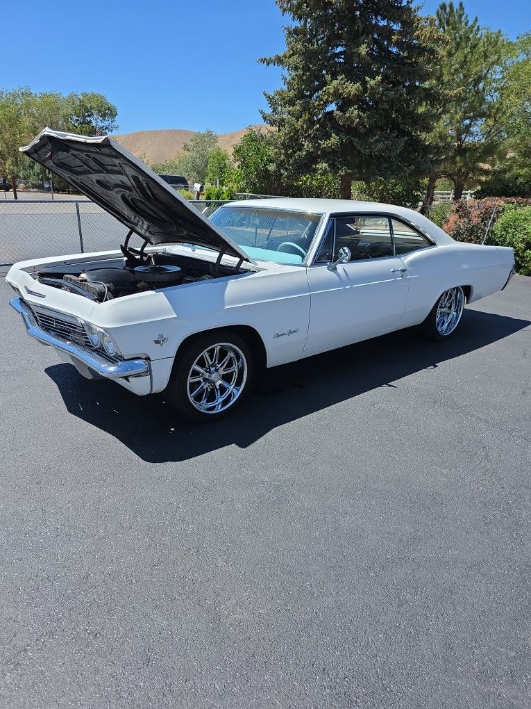 1965 CHEVROLET IMPALA SS