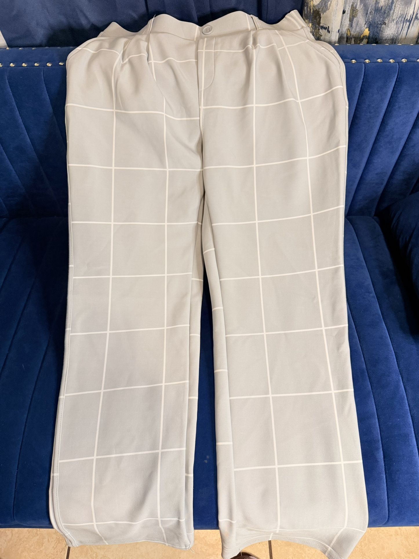 Aritzia Babaton Jimmy Pants – High-Waist, Slim Fit, Tailored Trousers