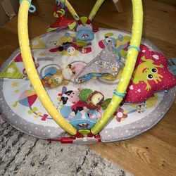 Kids Foldable Play Mat With Toys