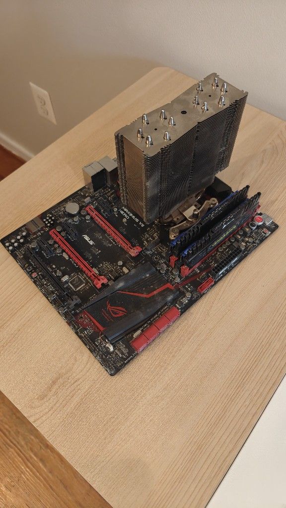 i7-4790k CPU w/ Maximus VII Hero Motherboard