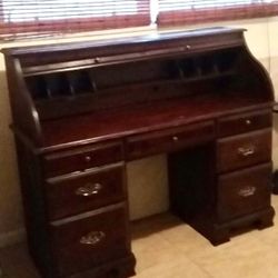 Desk antique (Escritorio  antiguo)
