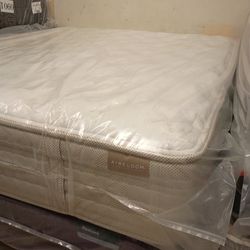💤🛏️💤💤 $699 California king aireloom 14 inch height firm mattress available $699 🛏️💤💤💤