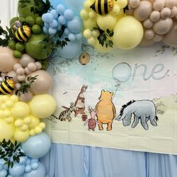 Winnie The Pooh Balloons Garland 