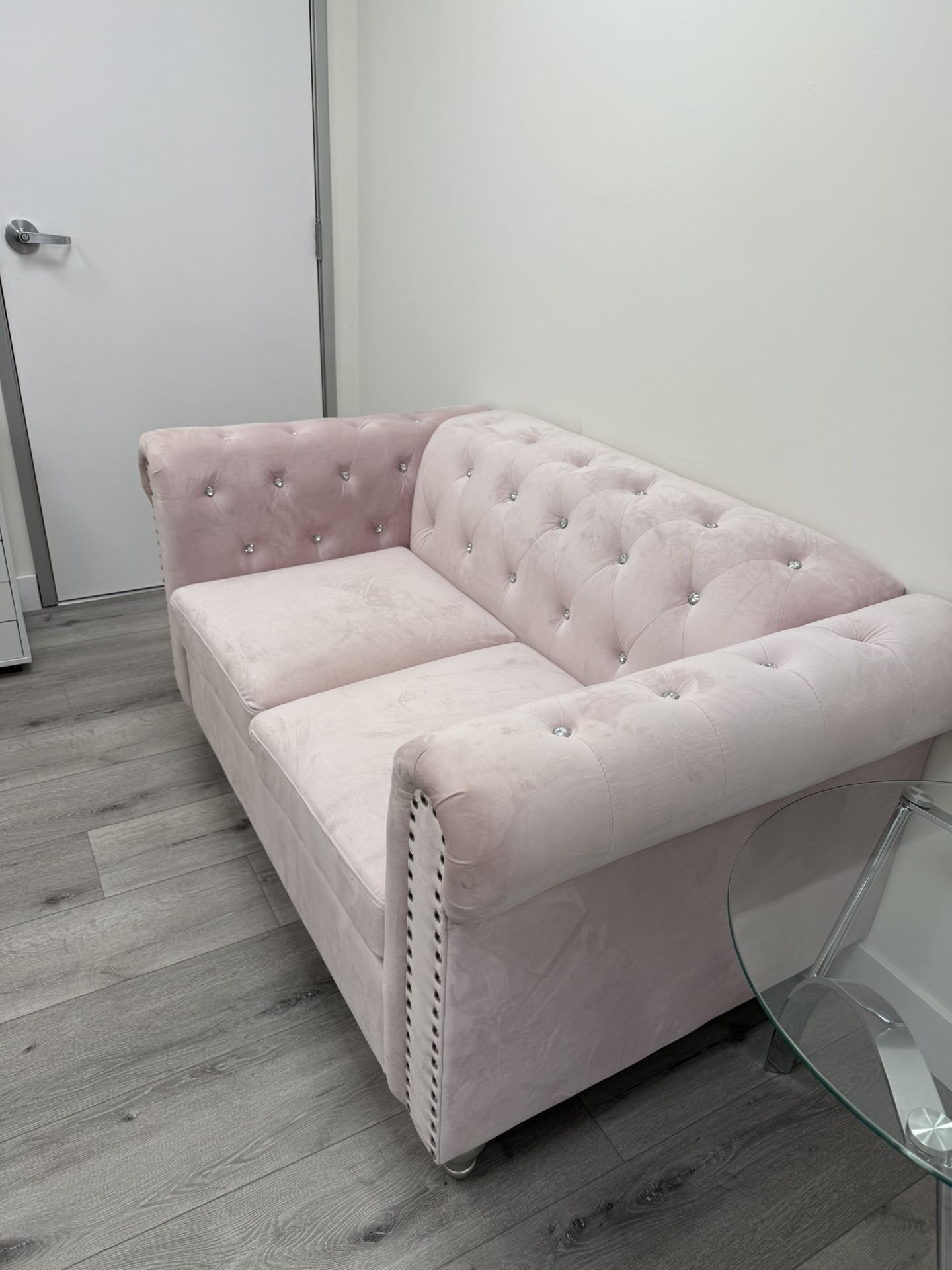 Loveseat