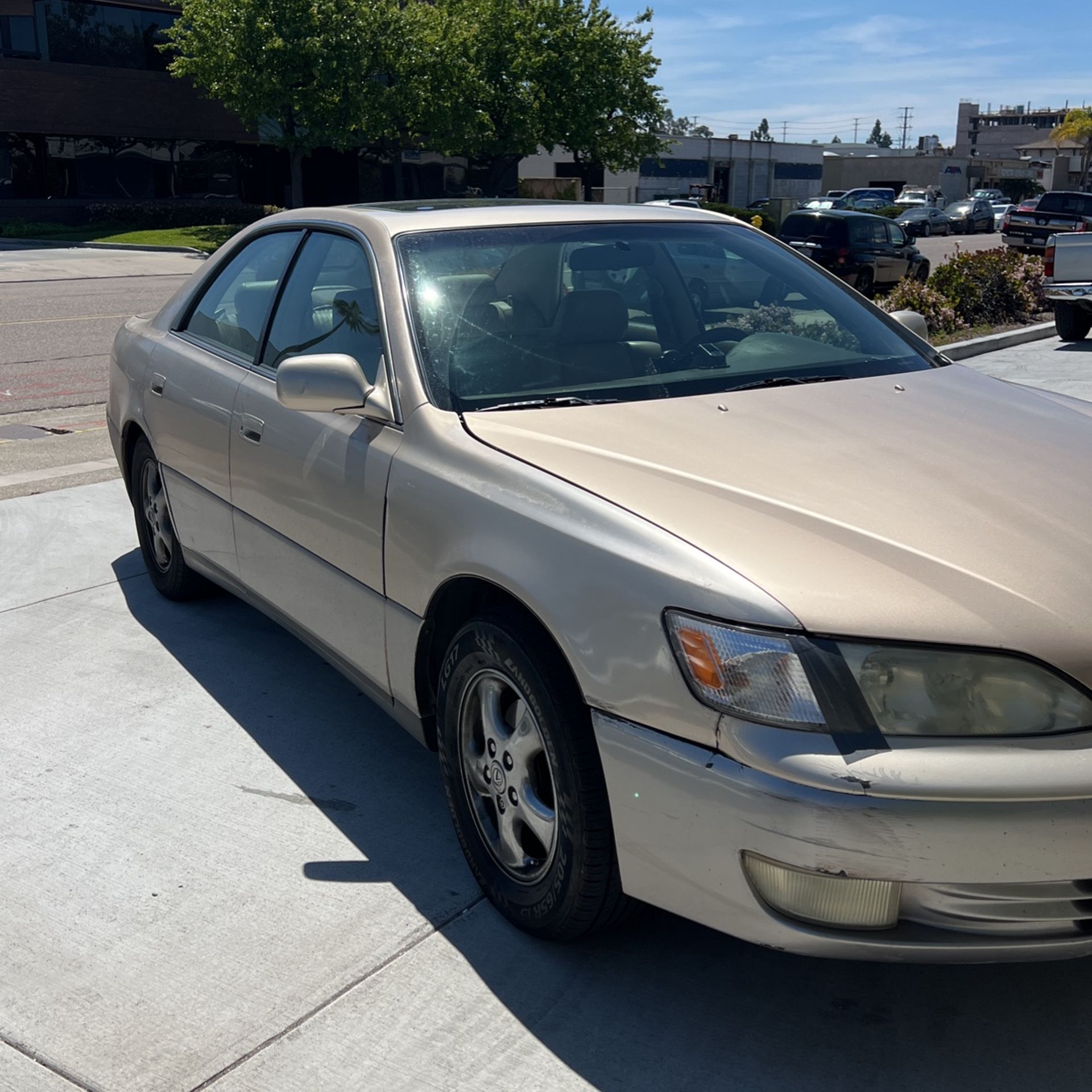 99 Lexus Es300 for Sale in San Diego, CA OfferUp