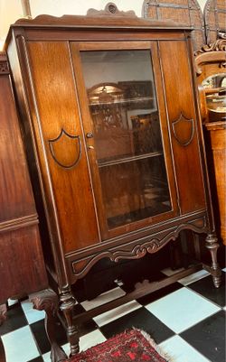 Antique 1900 China Cabinet, Hutch,Buffet, Display.