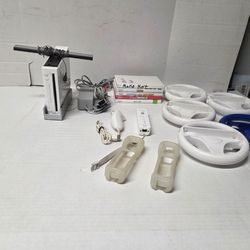 Nintendo  Wii Console RVL-001 with games