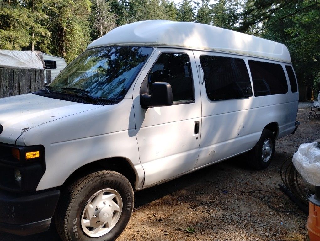 2014 Ford E-250