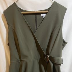 Calvin Klein Womens Olive Sleeveles Buckle Midi Dress size 14 Used Good Condition $50 Meet Up In Irving @dfwgoods