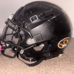 F7 football helmets 