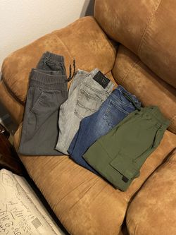 Boys jeans & Joggers size 8