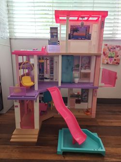 Barbie Dreamhouse Dance Party