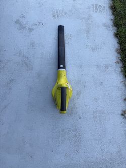 Ryobi P2102 ONE+ 18V Cordless Leaf Blower 120MPH 120CFM Tool Only used in good condition and fully functional