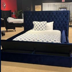 Queen Size Velvet Bed Frame With Storage Black, Blue And Gray Color Available 