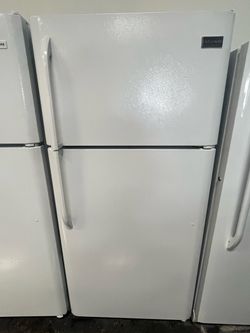 Refrigerator Frigidaire 30”