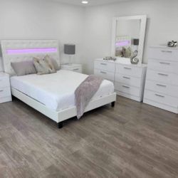 Bedroom Set **** Juego De Cuarto 