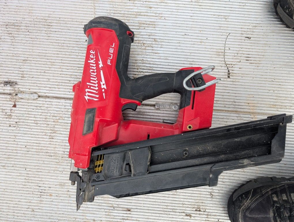 Milwaukee Framing Nailer