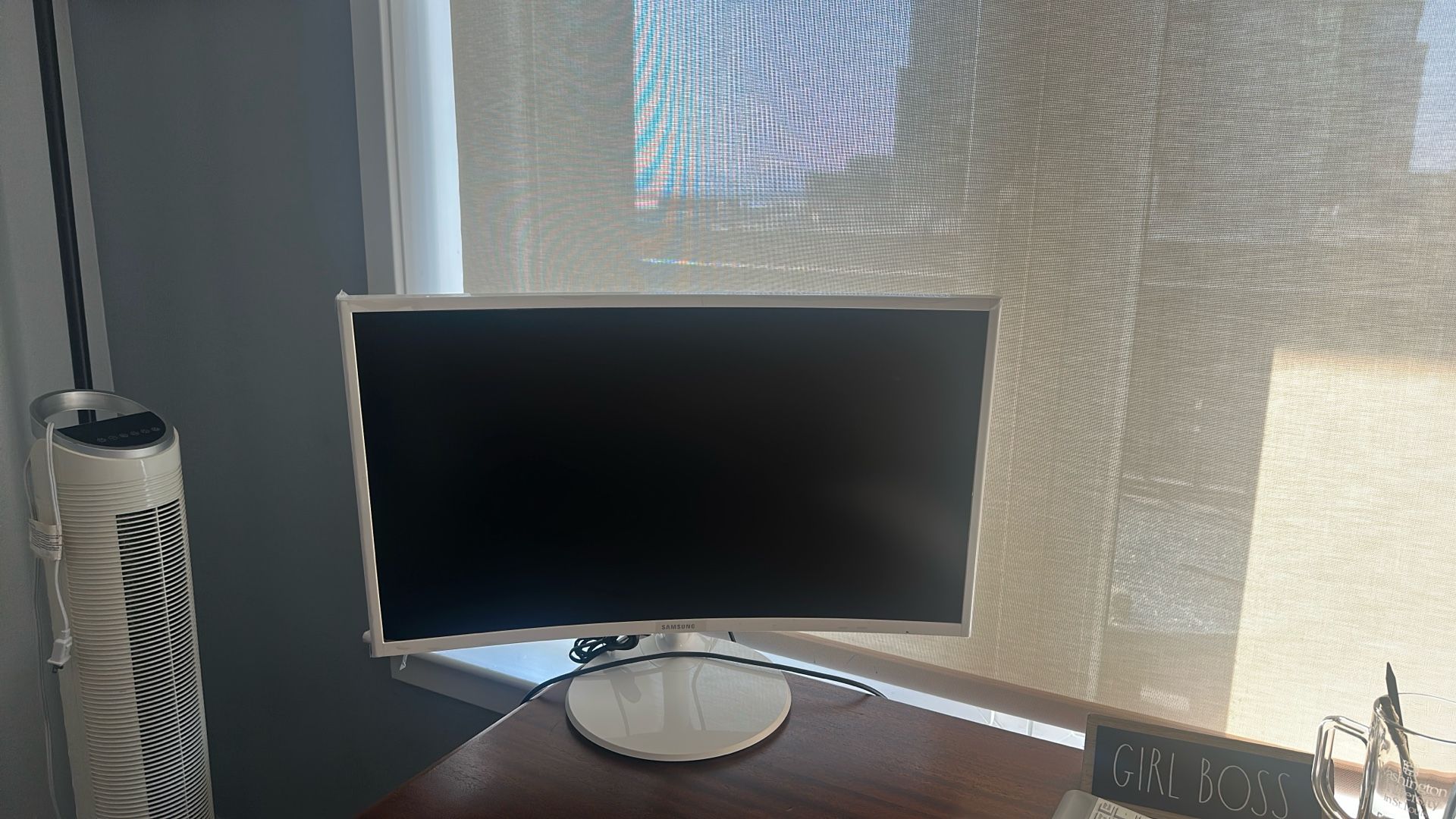 Samsung 27” Curved Monitor