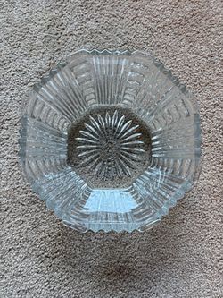 Vintage Clear Pressed Glass Starburst Serving Bowl
