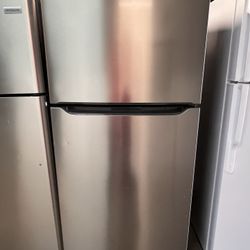 Top Freezer Stainless Refrigerator Ice Maker 