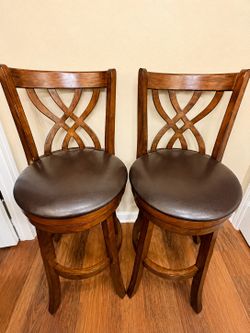 Set of 2 Solid Wood Swivel Bar Stools with Cushioned Seats – Great Conditiona
