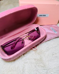 Women sunglasses