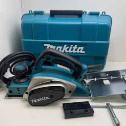 Makita Planer 201077