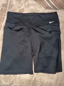 $10 Nike Dry-Fit size L