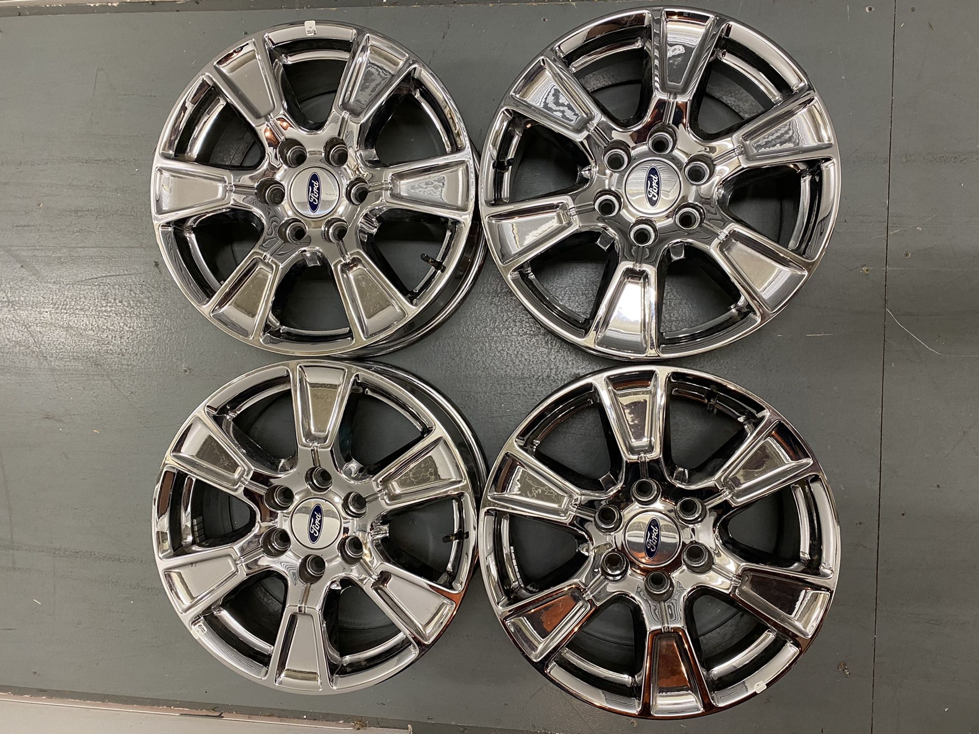 Ford F-150 18 inch factory chrome wheels