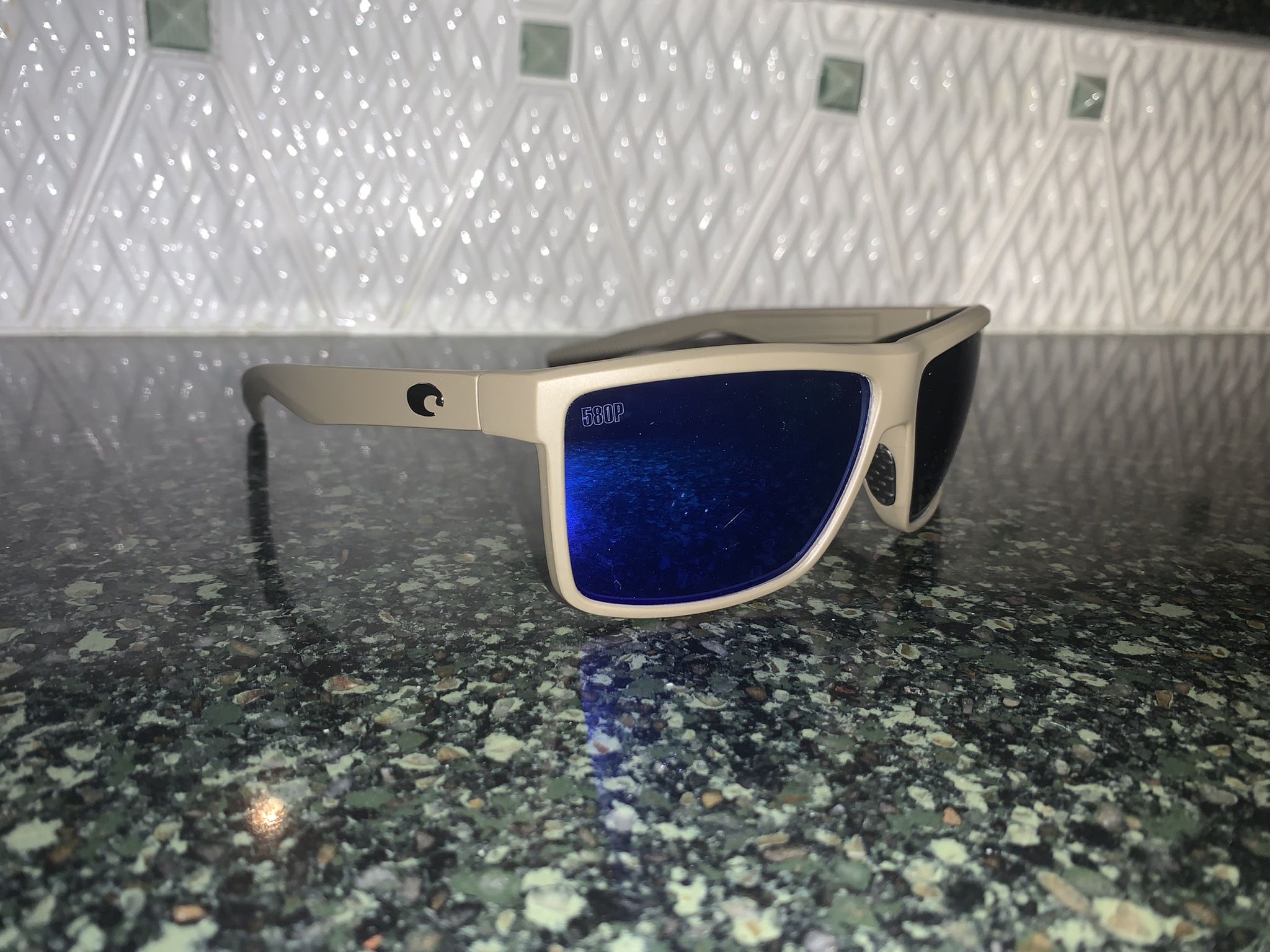 Costa rincon sunglasses 580g
