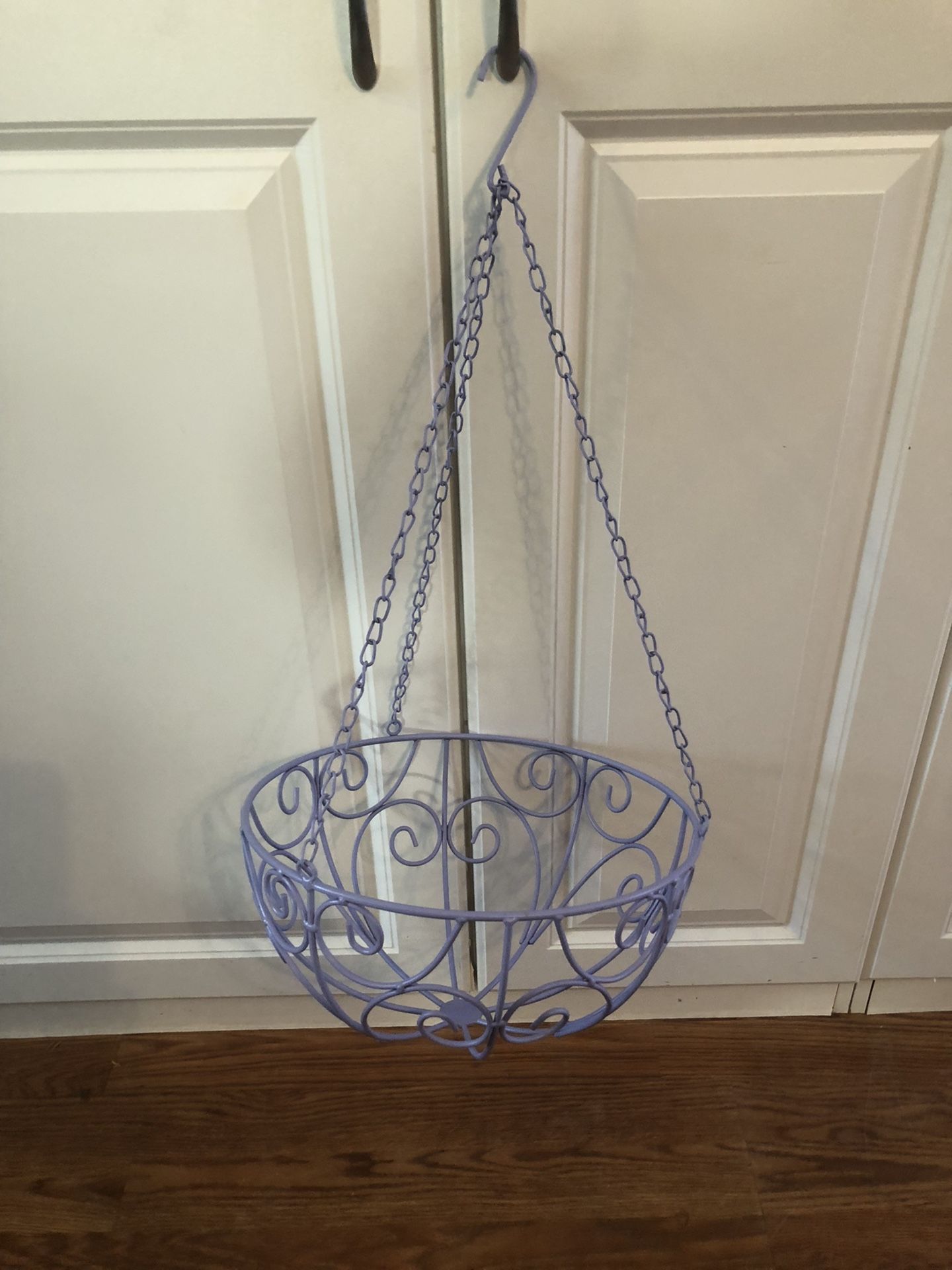 Lavender Hanging Plant Holder 12” Diameter