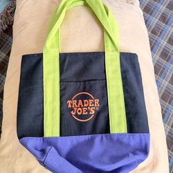 LIMITED EDITION Trader Joe’s Halloween Mini Tote