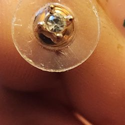 Small Diamond Earings