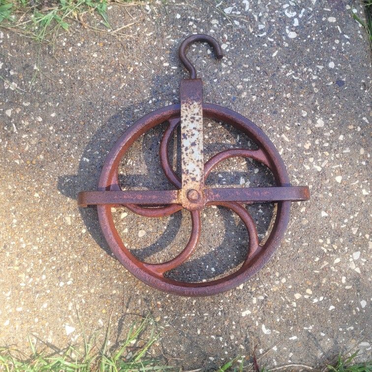 Durbin Cast Iron Antique Pulley