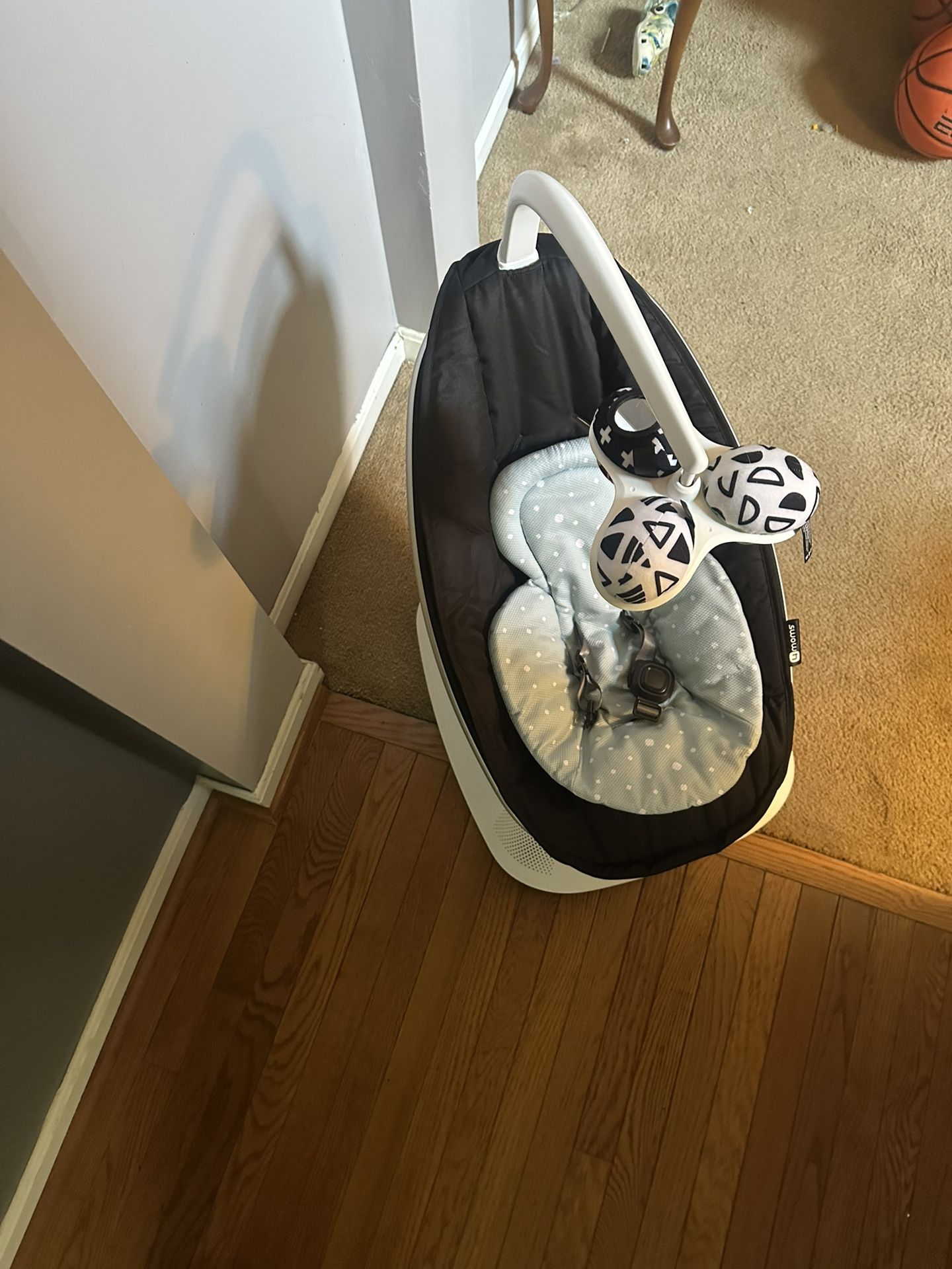 MamaRoo