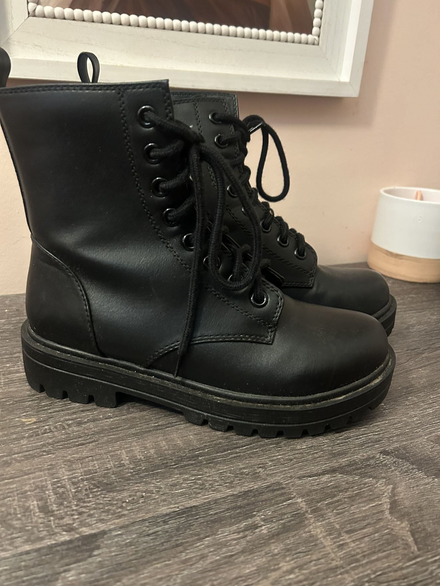 Black Boots