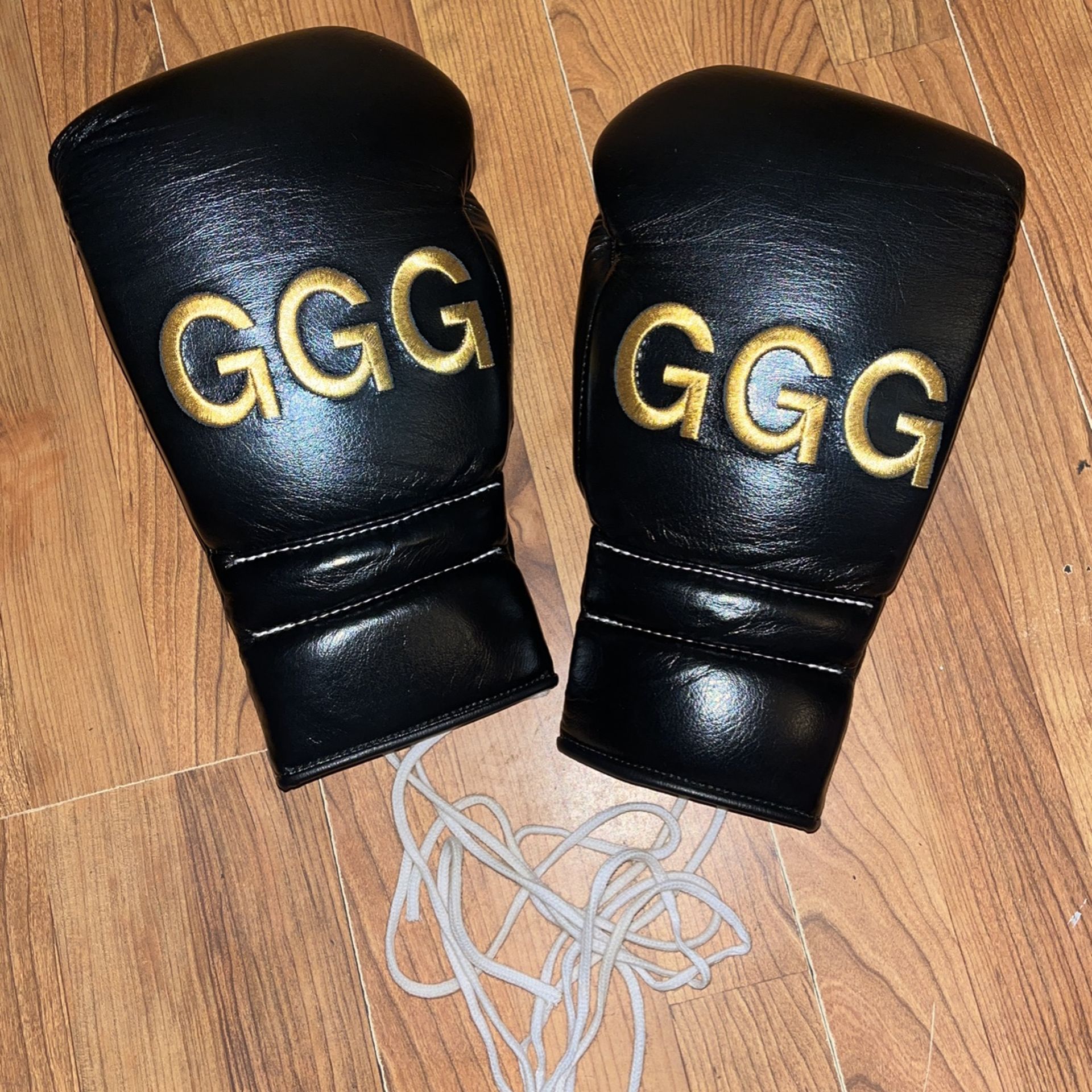 Gennady Golovkin “GGG” Worn Sparring Gloves 16oz REAL 